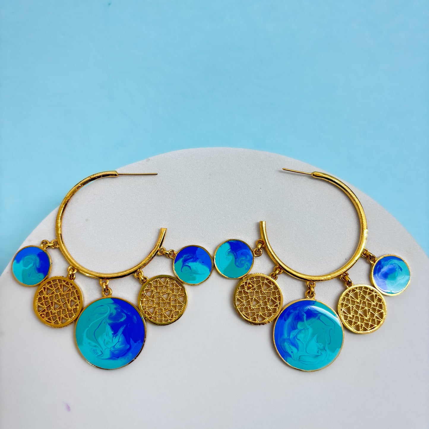 Deco charm hoops