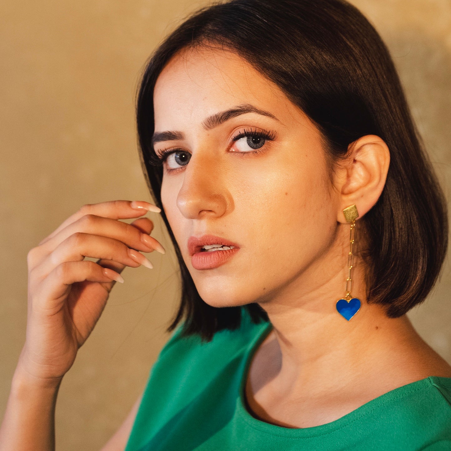 Queen of hearts earrings