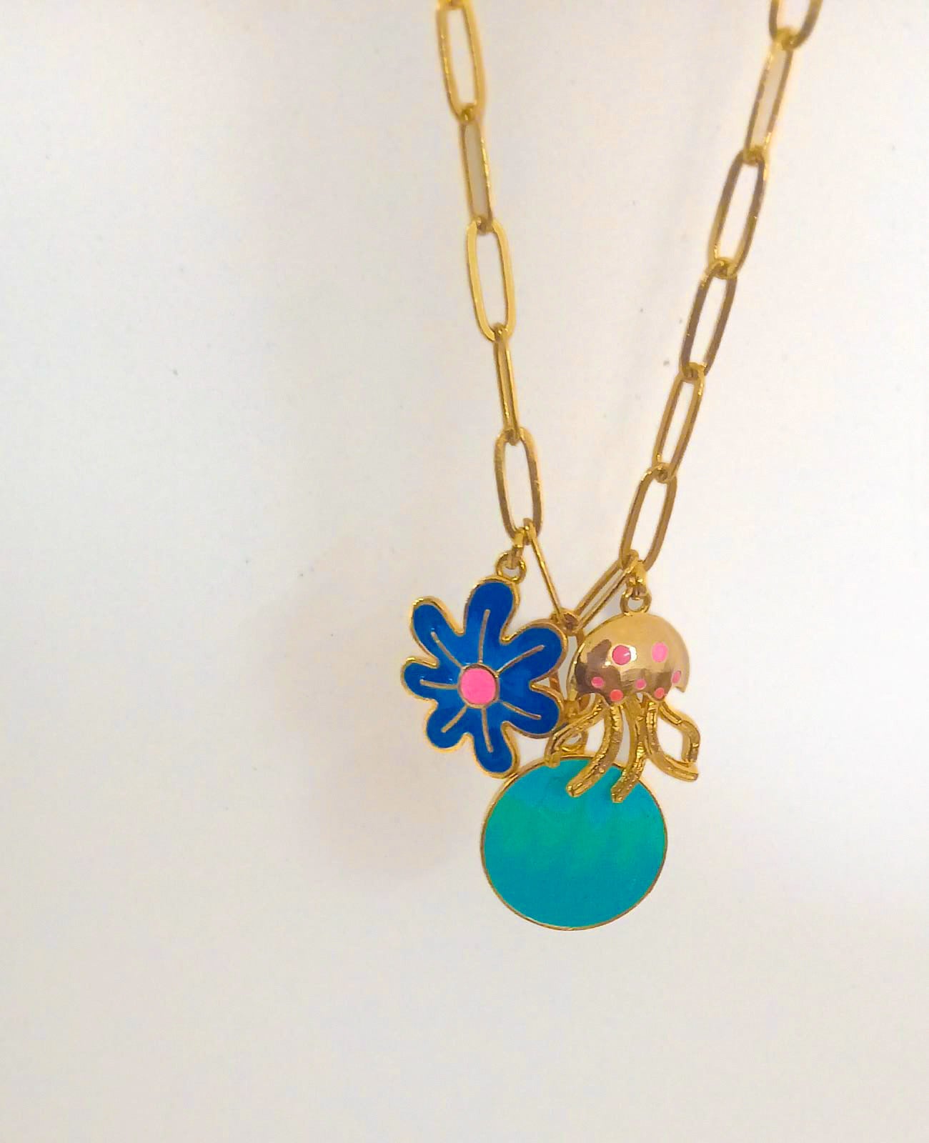 Oceans love pendant