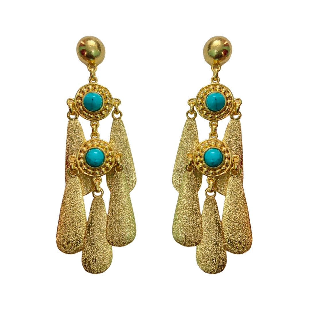 Ciara Danglers