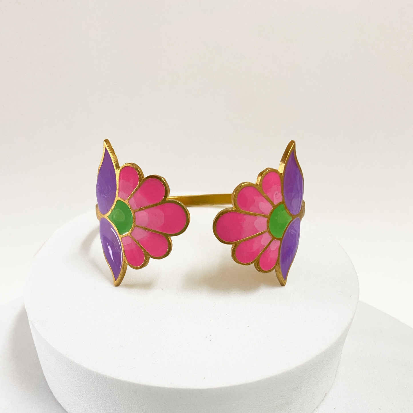 Paisley cuff