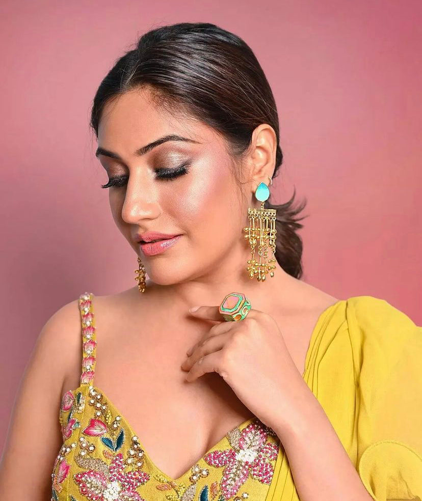 Aranyani danglers