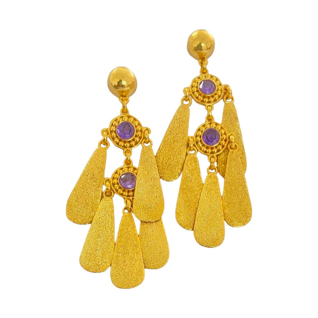 Ciara Danglers