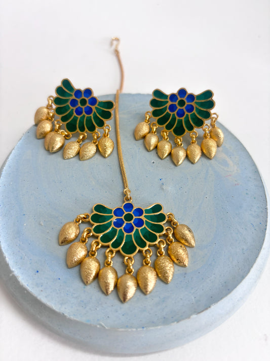 Shalini Earrings and Mangtika set