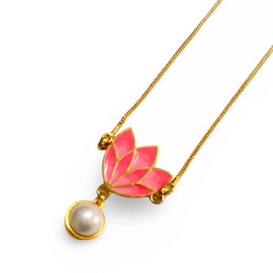 Lotus pearl pendant